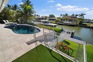 266 Egret Ave, Naples, FL 34108 - Photo 40