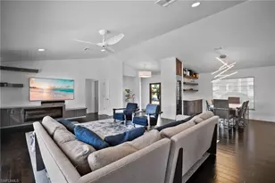 266 Egret Ave, Naples, FL 34108 - Photo 12