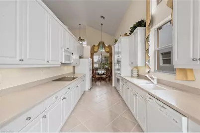 1520 Pacaya Cv, Naples, FL 34119 - Photo 10