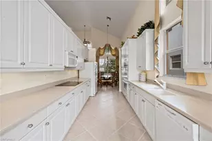 1520 Pacaya Cove, Naples, FL 34119 - Photo 10