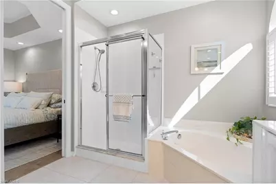 1530 Clermont Dr #403, Naples, FL 34109 - Photo 18