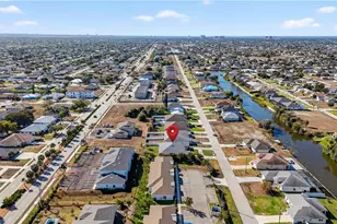 3417 SW 8th Pl, Cape Coral, FL 33914 - Photo 42