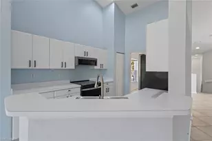 5350 Andover Dr, Naples, FL 34110 - Photo 10