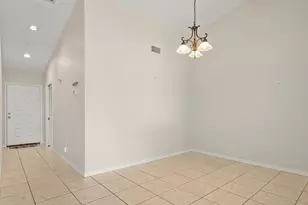 3344 Erick Lake Dr, Naples, FL 34109 - Photo 10