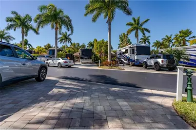 13583 Snook Cir, Naples, FL 34114 - Photo 32