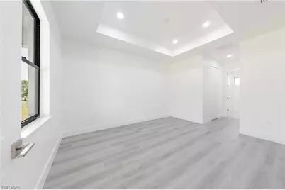 1137 Damen St E, Lehigh Acres, FL 33974 - Photo 6