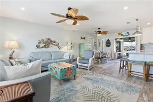 17 Palmview Blvd, Fort Myers Beach, FL 33931 - Photo 8