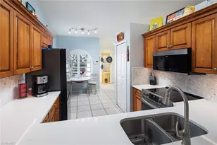 8069 San Vista Cir, Naples, FL 34109 - Photo 2