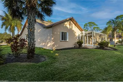 128 Heritage Way, Naples, FL 34110 - Photo 44