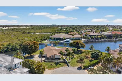 6824 Danah Ct, Fort Myers, FL 33908 - Photo 32