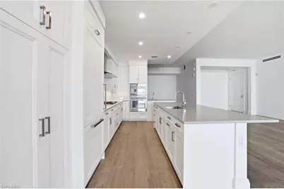 4810 Pelican Colony #1004, Bonita Springs, FL 34134 - Photo 8