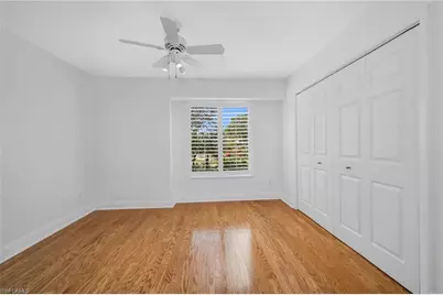 27008 Oakwood Lake Dr, Bonita Springs, FL 34134 - Photo 12