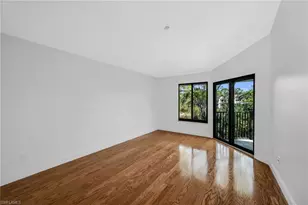 27008 Oakwood Lake Dr, Bonita Springs, FL 34134 - Photo 10