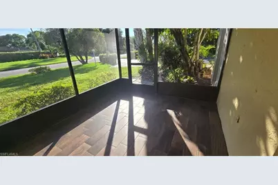 925 Palm View Dr #121, Naples, FL 34110 - Photo 4