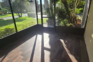 925 Palm View Dr, Naples, FL 34110 - Photo 4