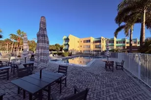 925 Palm View Dr, Naples, FL 34110 - Photo 10