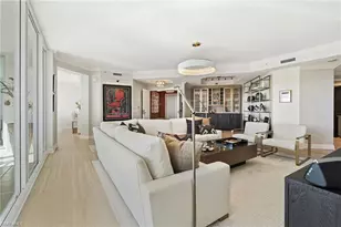 445 Cove Tower Dr, Naples, FL 34110 - Photo 6