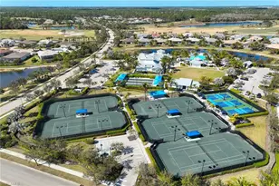 9395 Greyhawk Trl, Naples, FL 34120 - Photo 24