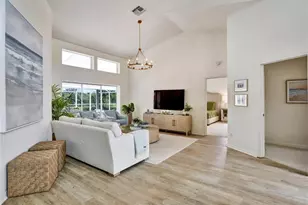 7208 Country Lake Cir, Naples, FL 34104 - Photo 6