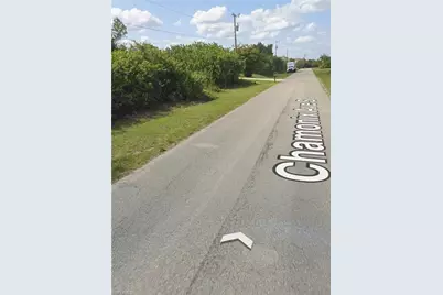 528 Chamonix Ave S, Lehigh Acres, FL 33974 - Photo 2