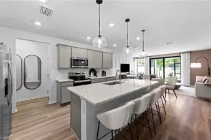 27905 Radiant Ct, Bonita Springs, FL 34135 - Photo 6