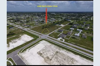 1300 N Gator Cir, Cape Coral, FL 33909 - Photo 1