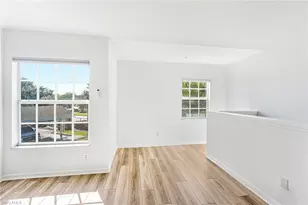 14890 Pleasant Bay Ln, Naples, FL 34119 - Photo 10