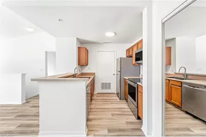 14890 Pleasant Bay Ln #3202, Naples, FL 34119 - Photo 6