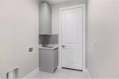 3260 60th Ave NE, Naples, FL 34120 - Photo 10