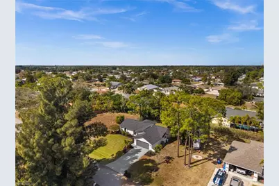 8137 Pelican Rd, Fort Myers, FL 33967 - Photo 32