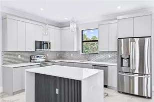 1749 10th Ave NE, Naples, FL 34120 - Photo 10