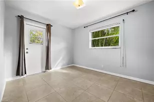 781 101st Ave N, Naples, FL 34108 - Photo 10