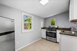 781 101st Ave N, Naples, FL 34108 - Photo 30