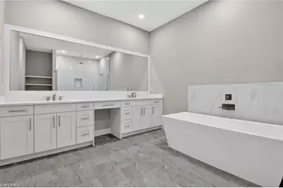 14302 Charthouse Cir, Naples, FL 34114 - Photo 24