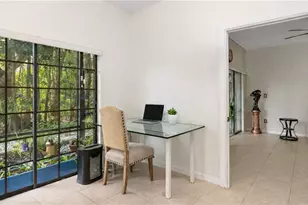 3310 Europa Dr, Naples, FL 34105 - Photo 20