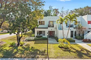 3310 Europa Dr, Naples, FL 34105 - Photo 32