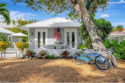 1375 Gordon Dr, Naples, FL 34102 - Photo 38