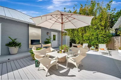 1375 Gordon Dr, Naples, FL 34102 - Photo 34