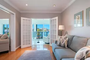 383 Harbour Dr, Naples, FL 34103 - Photo 12