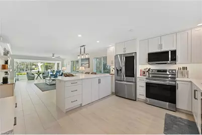 1686 Blue Point Ave #B5, Naples, FL 34102 - Photo 4