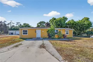 4261 Elwood Rd, Fort Myers, FL 33908 - Photo 2