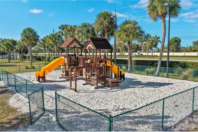 132 Santa Clara Dr #3, Naples, FL 34104 - Photo 26