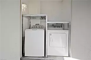 132 Santa Clara Dr, Naples, FL 34104 - Photo 20