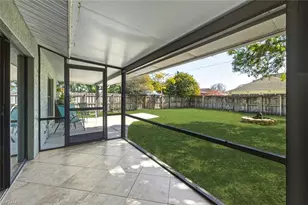 104 Johnnycake Dr, Naples, FL 34110 - Photo 28