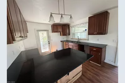 2632 Weeks Ave, Naples, FL 34112 - Photo 12