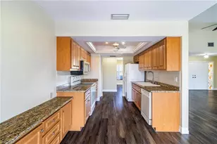 2523 SE 24th Pl, Cape Coral, FL 33904 - Photo 10