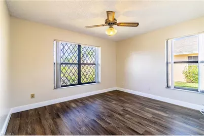 2523 SE 24th Pl, Cape Coral, FL 33904 - Photo 20