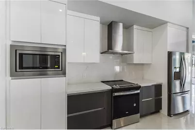 1123 NE 10th St, Cape Coral, FL 33909 - Photo 16