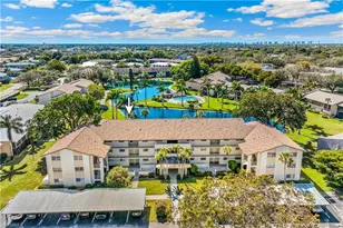 1020 Palm View Dr, Naples, FL 34110 - Photo 18