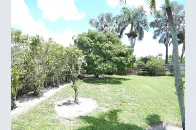 770 105th Ave N, Naples, FL 34108 - Photo 8
